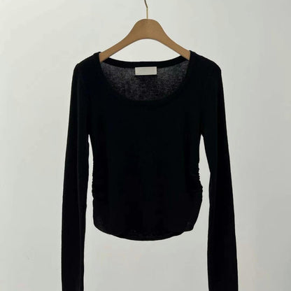 24YR1922 束束 Knit Top