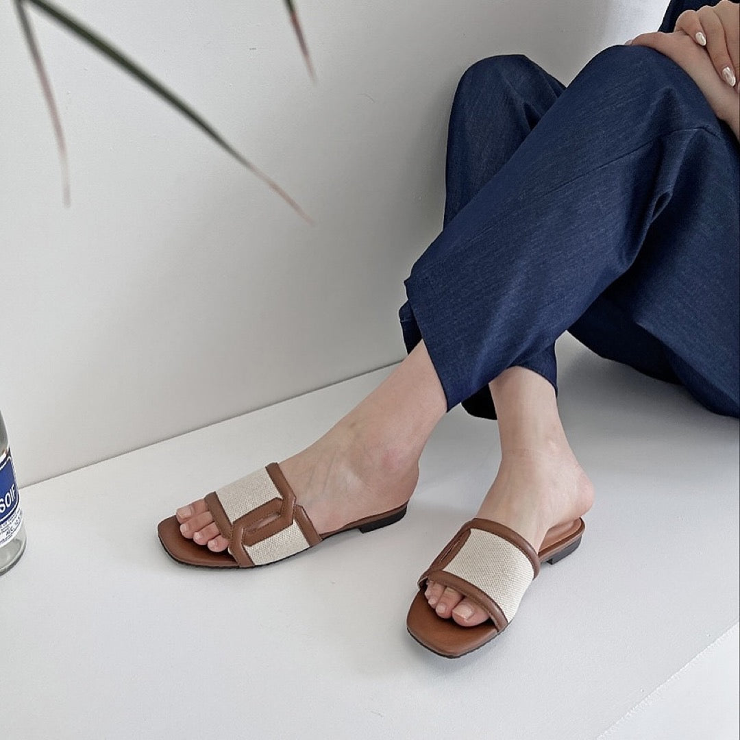 25YR1017 Leather Slipper 2cm