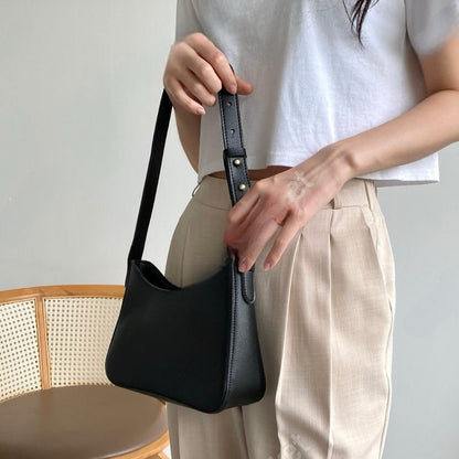 24YR2311 Moon Style Shoulder Bag