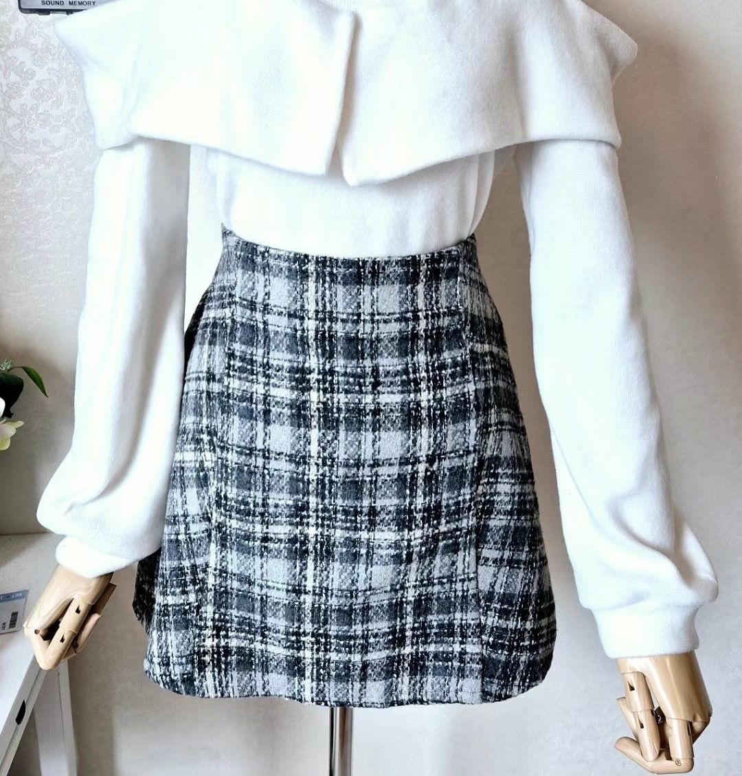 24YR2515 Check Skirt