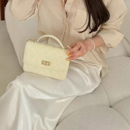 25YR0801 小香風Chain Bag
