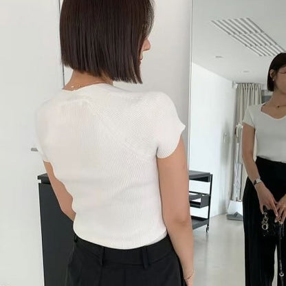 24YR1041 Little Heart Knit Top
