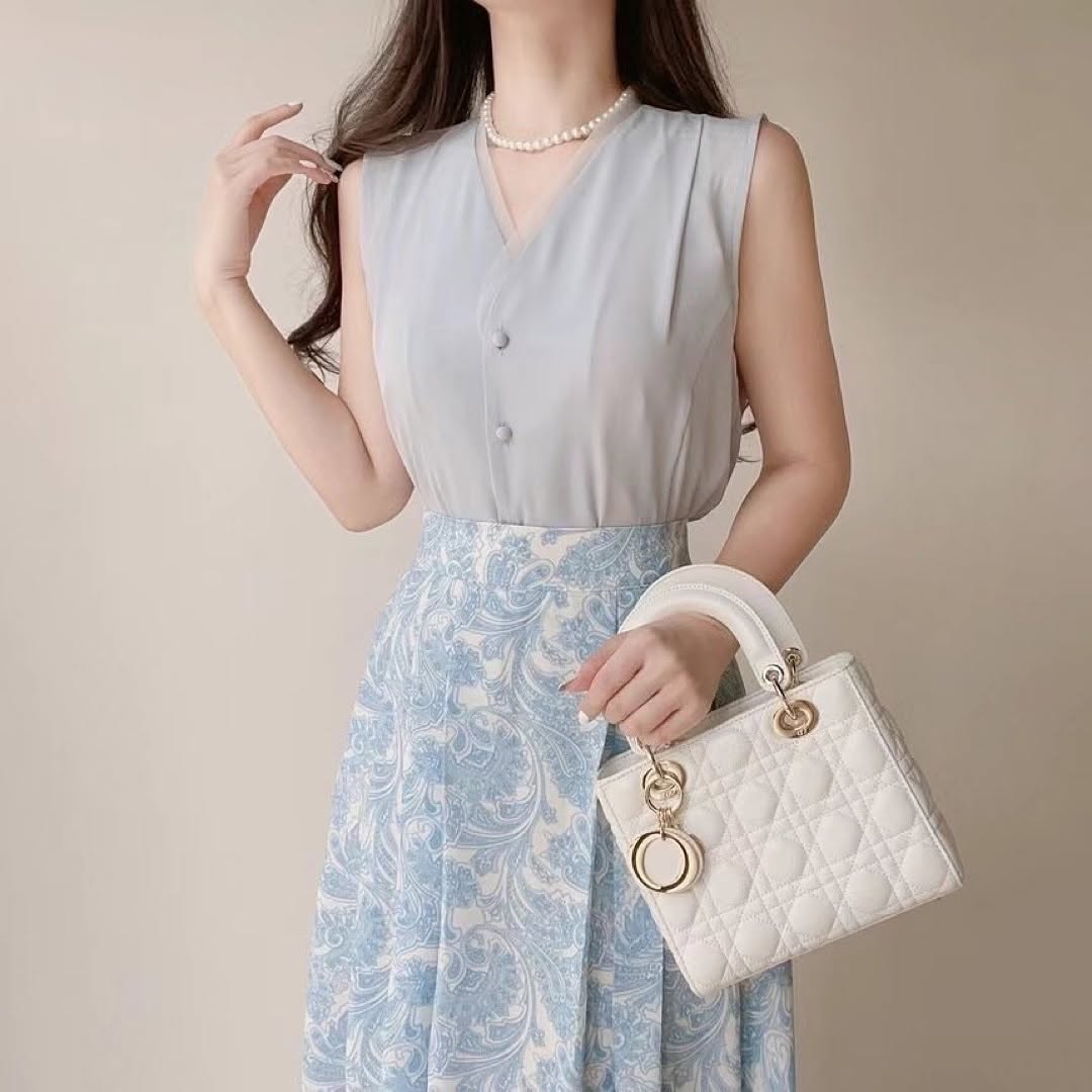 24YR1502 Button Blouse