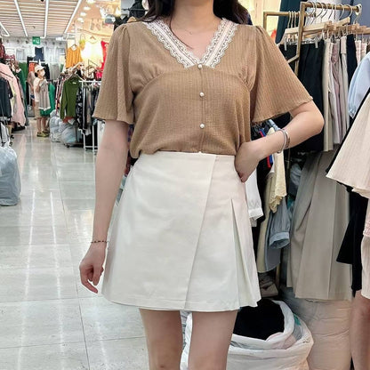 25YR1620 V Neck Lace Blouse