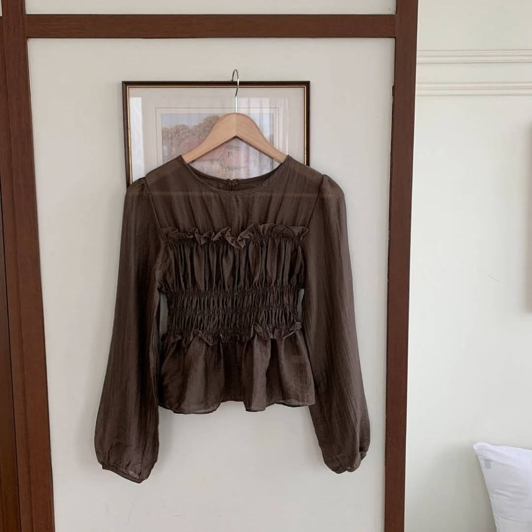 25YR1902 Little Ruffle Blouse