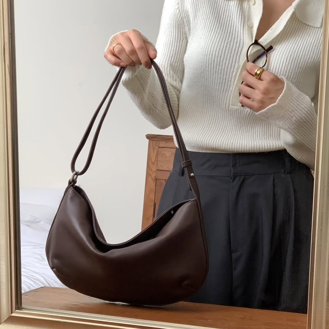25YR2001 Leather Bag