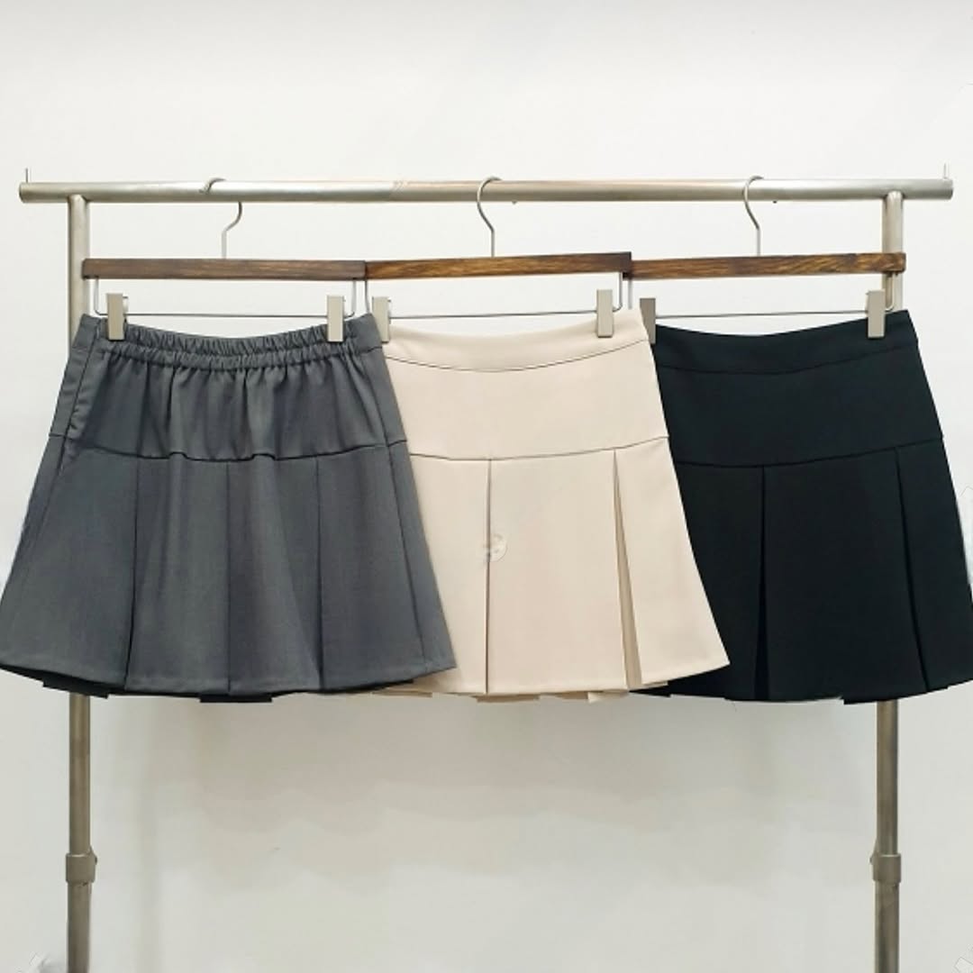 25YR2005 Pleated Skirt