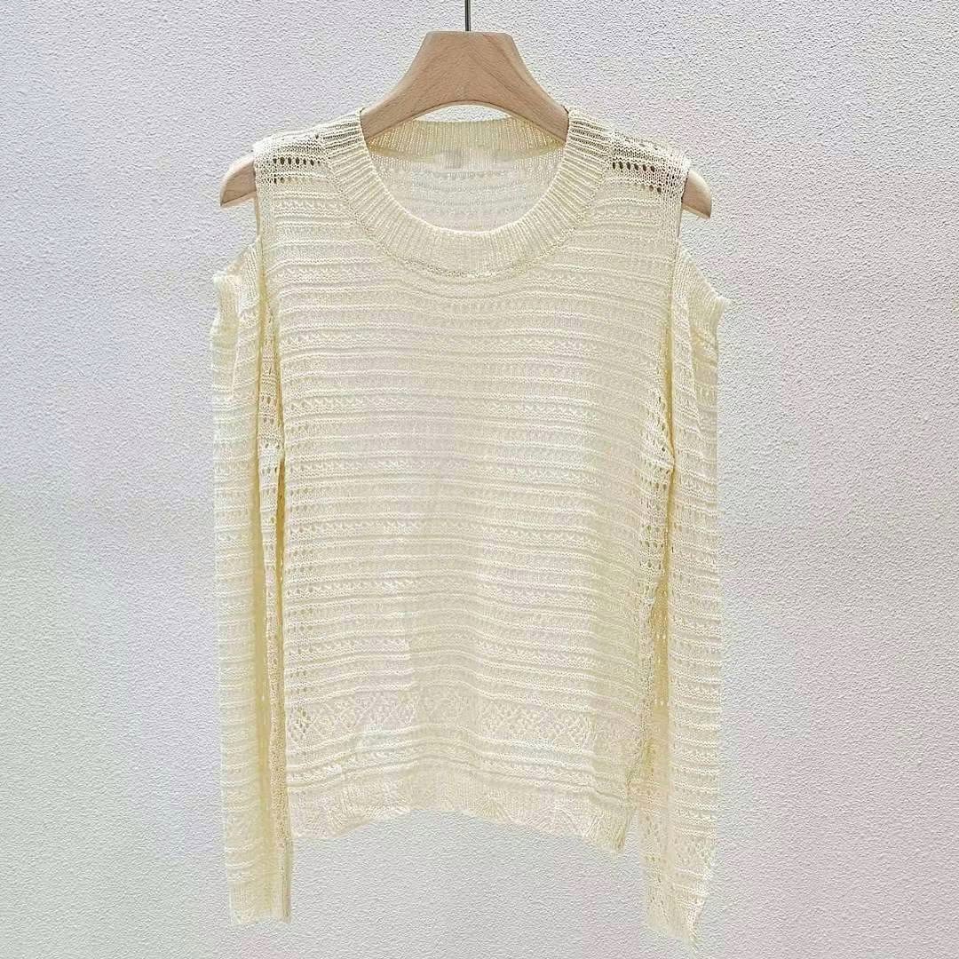 25YR2112 Round Knit Top