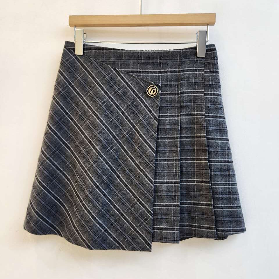 25YR2205 Pleated Short Skirt