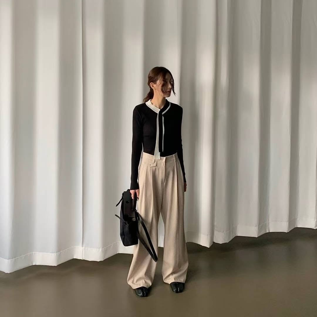 25YR2206 Match Knit Top