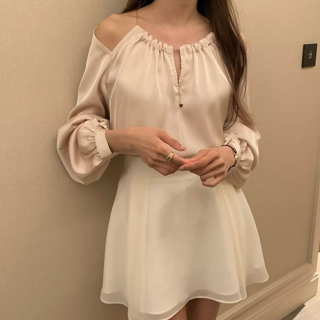 25YR2310 Grace Blouse