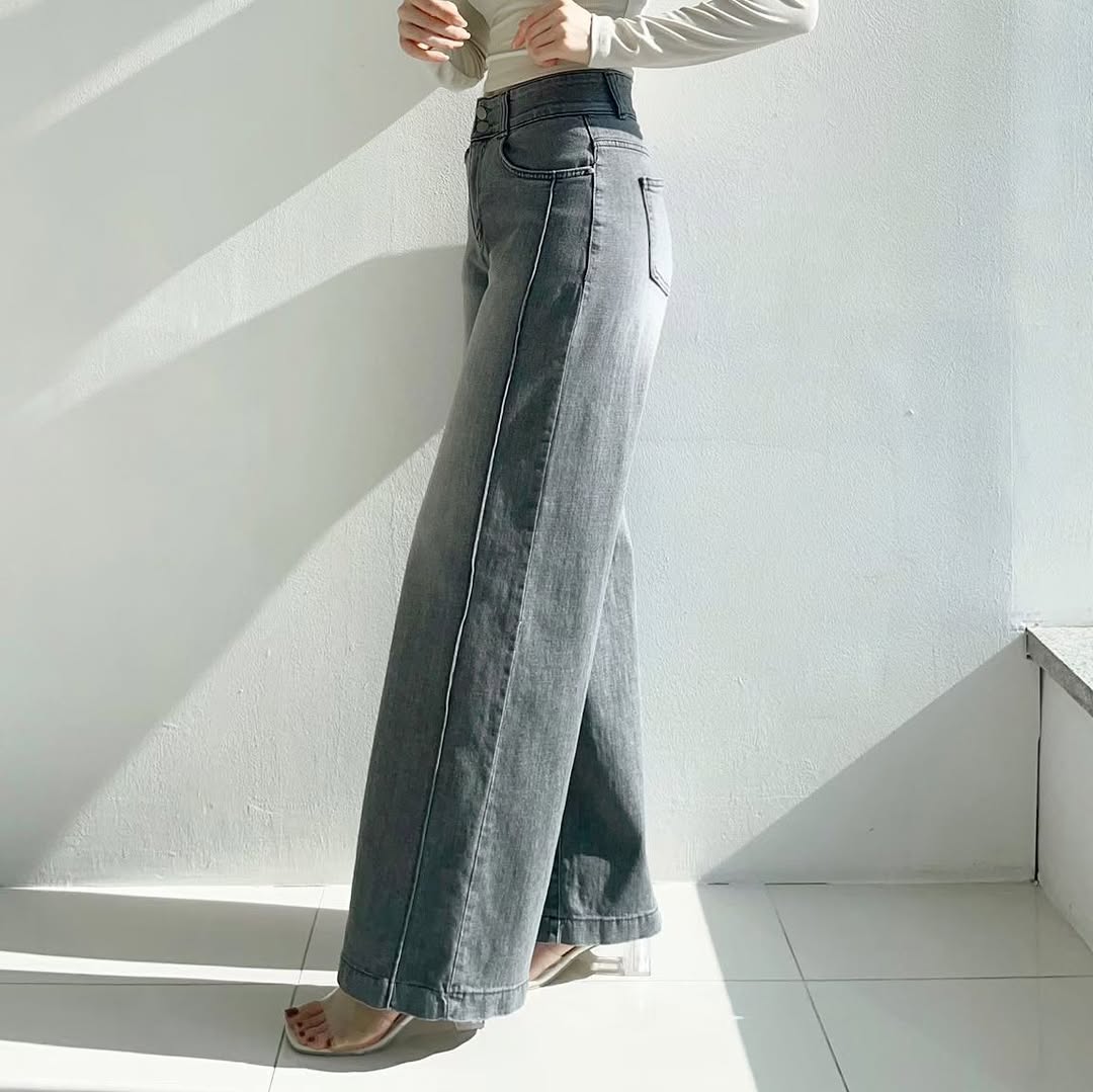 26YR0109 Denim Pants