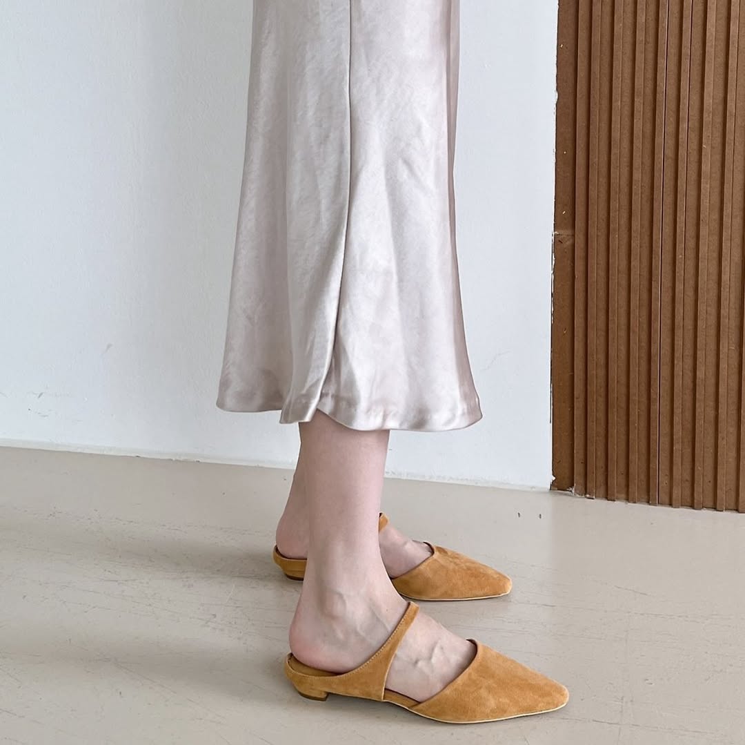 26YR0213 Leather Shoes 1cm