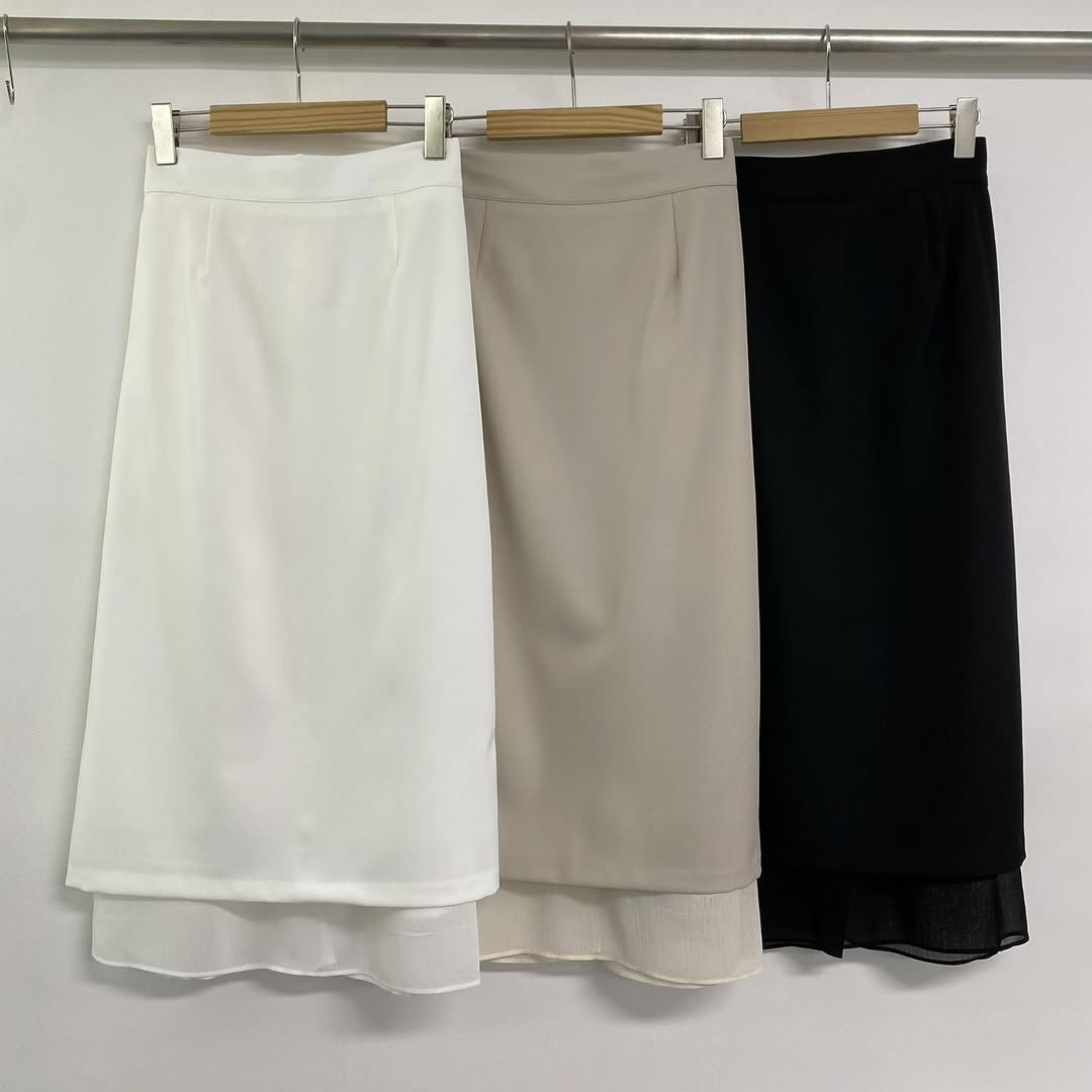 26YR0402 Layer Skirt