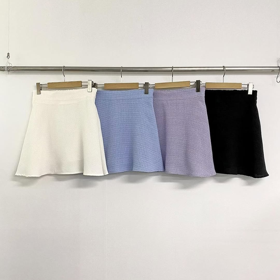 26YR0416 Tweed Skirt