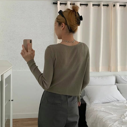 26YR0511 Knit Cardigan