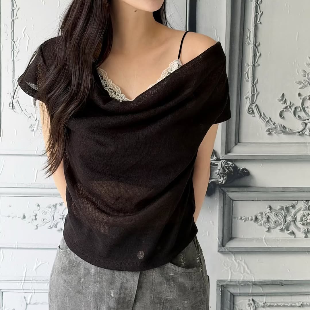 26YR0513 Lace Top