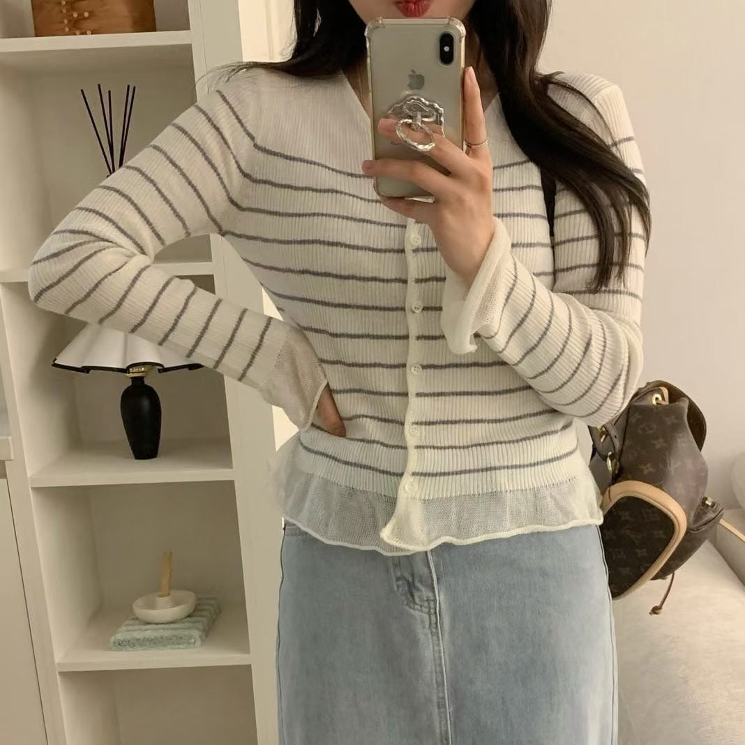 26YR0618 Knit Cardigan