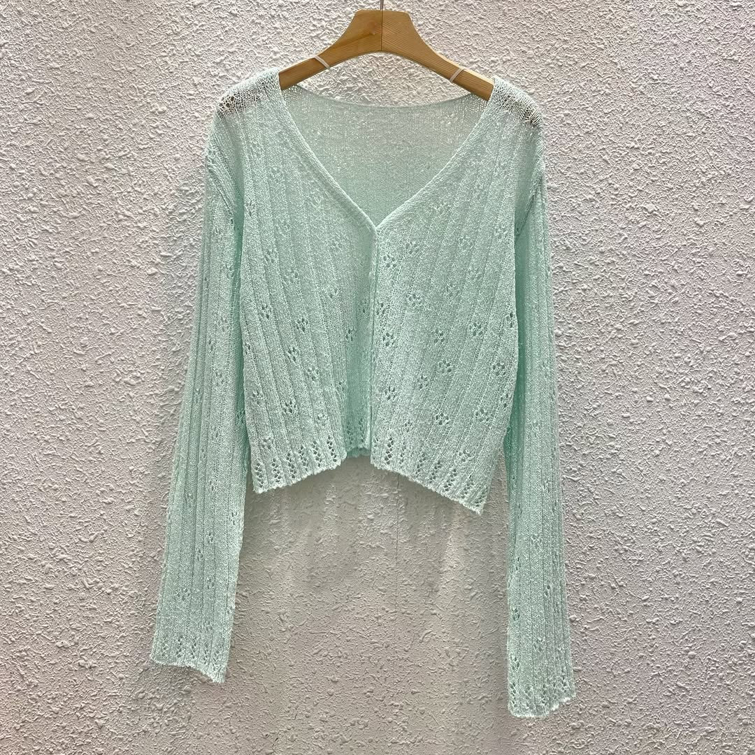 26YR0617 Knit Cardigan