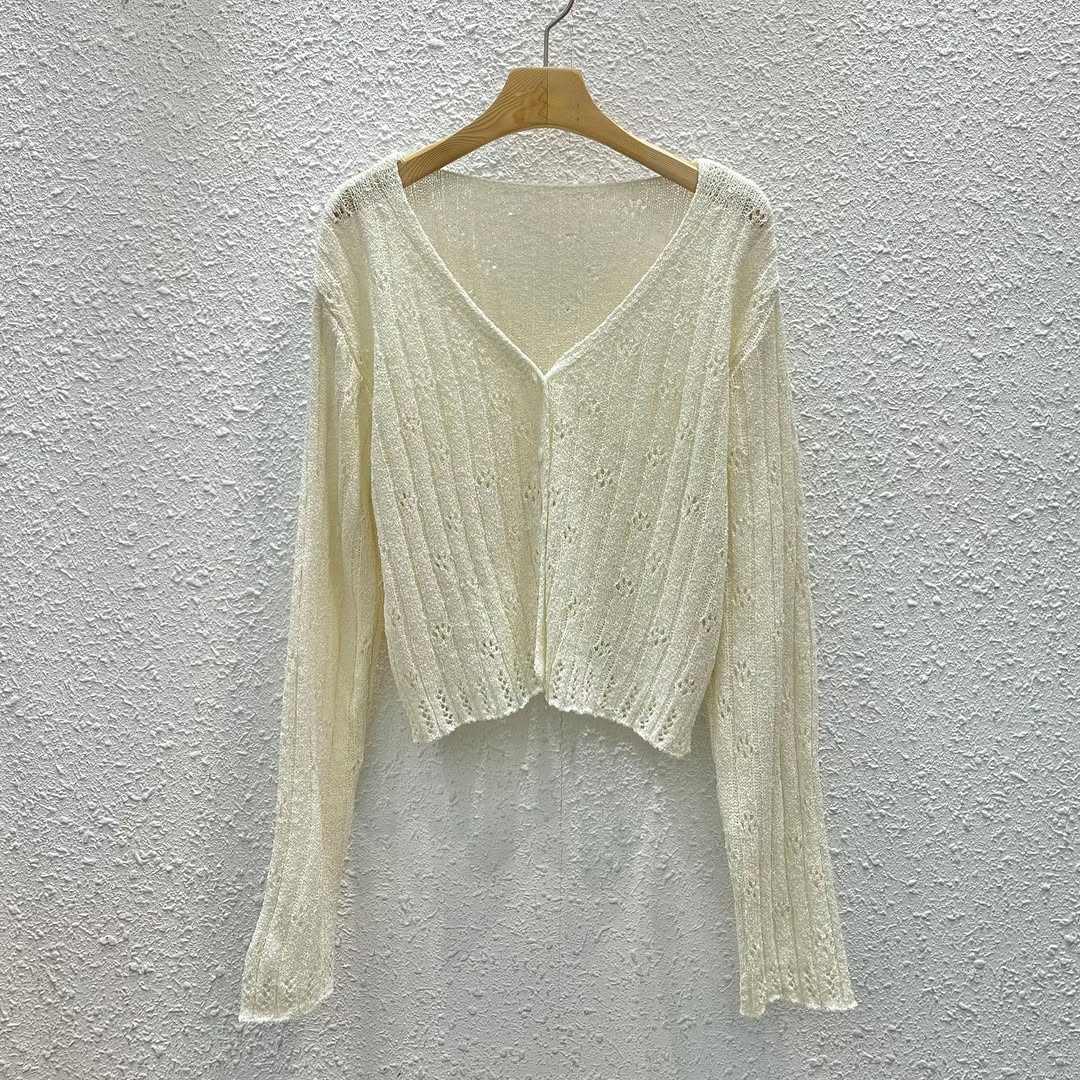 26YR0617 Knit Cardigan