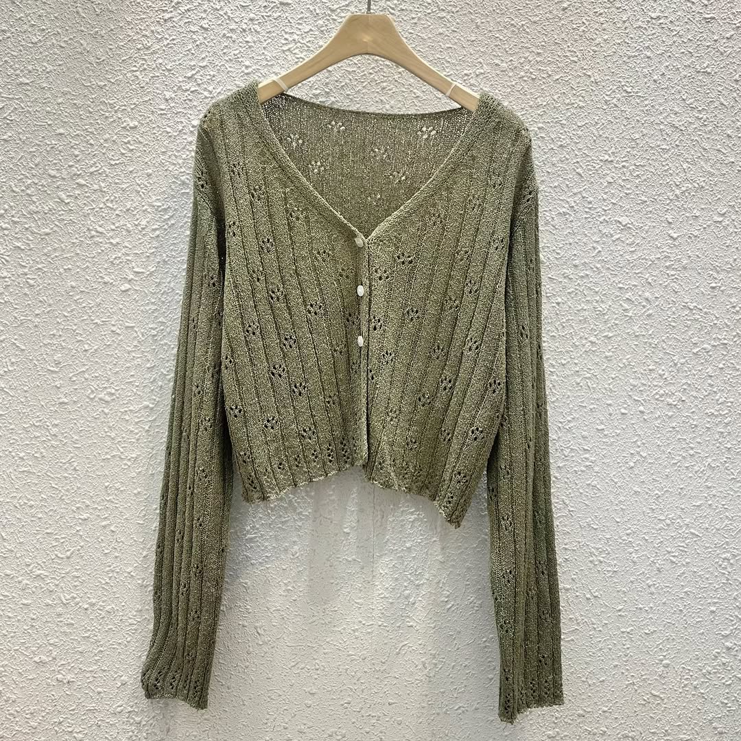 26YR0617 Knit Cardigan
