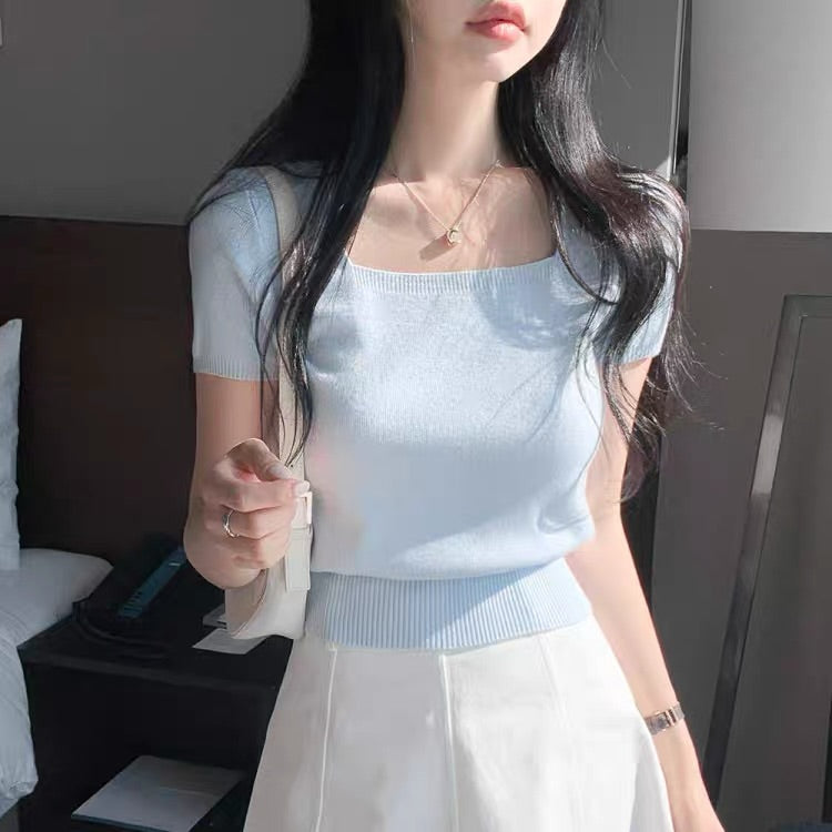 26YR0701 Knit Top