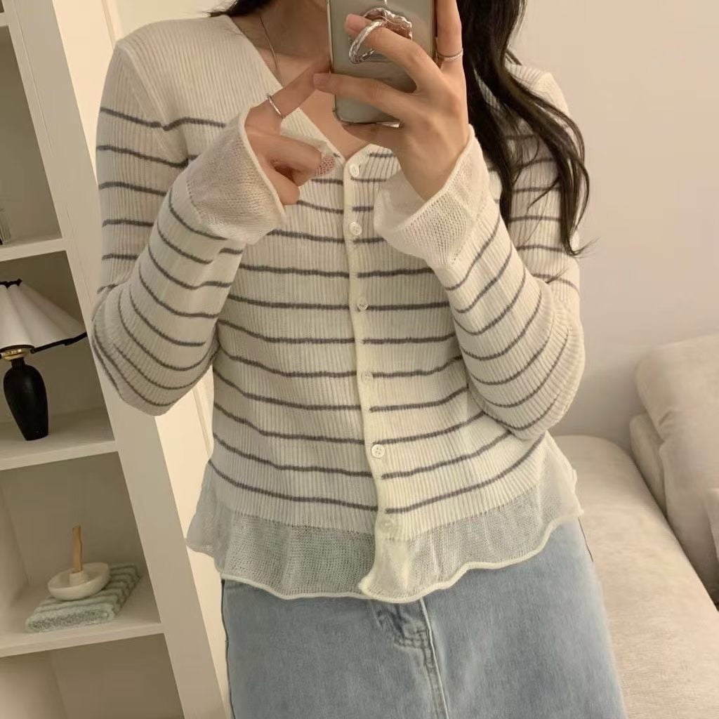 26YR0618 Knit Cardigan