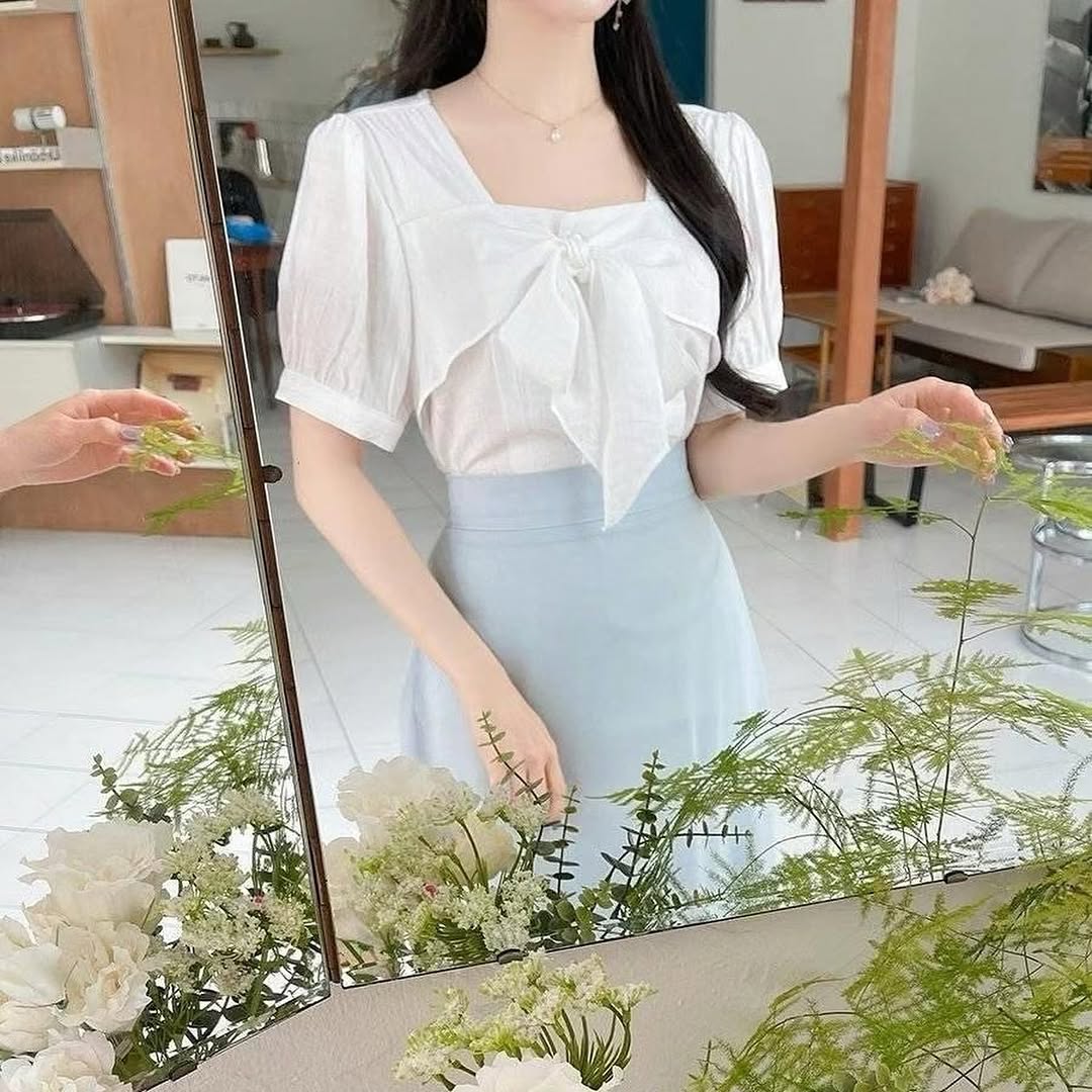 24YR1529 Ribbon Blouse
