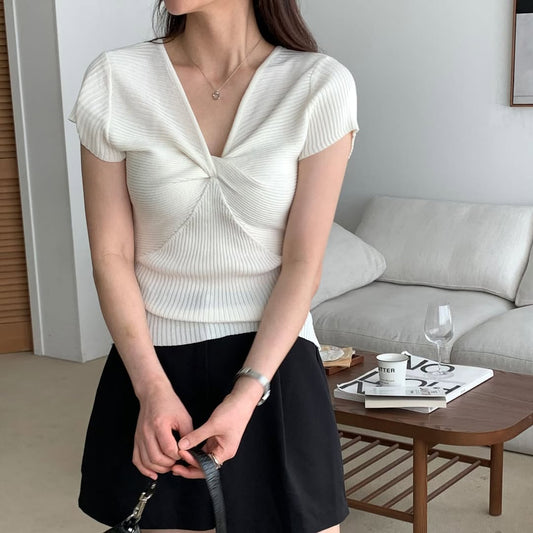 26YR0710 Knit Top