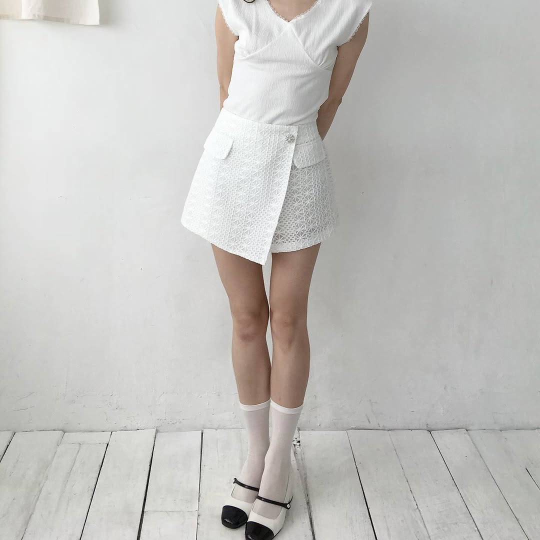 26YR0708 Lace Skirt
