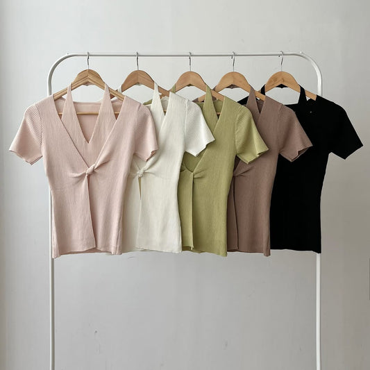 26YR0911 Knit Top