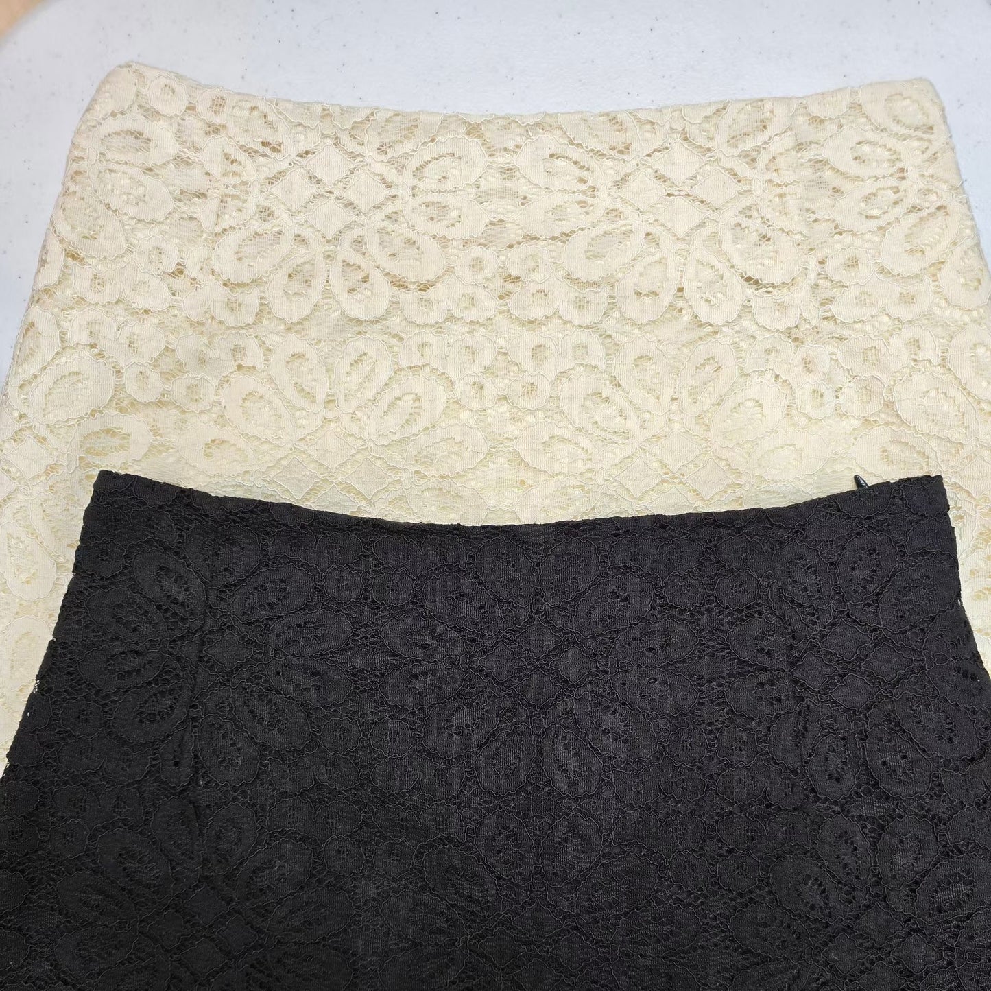 26YR1502 Lace Skirt