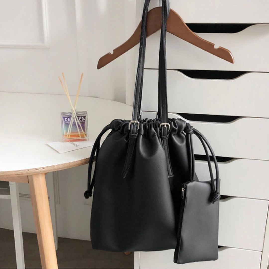 24YR0646 束束Shoulder Bag