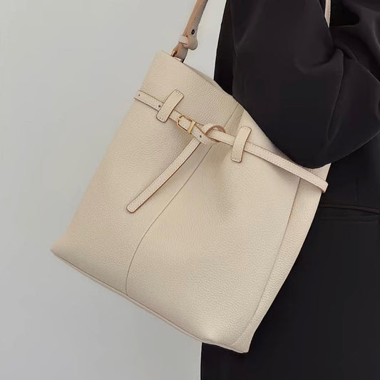 24YR0645 牛皮Shoulder Bag