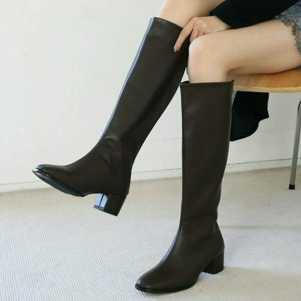 24YR2228 Back Zip Long Boot 5cm