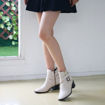 24YR2210 Buckle Boot 5cm