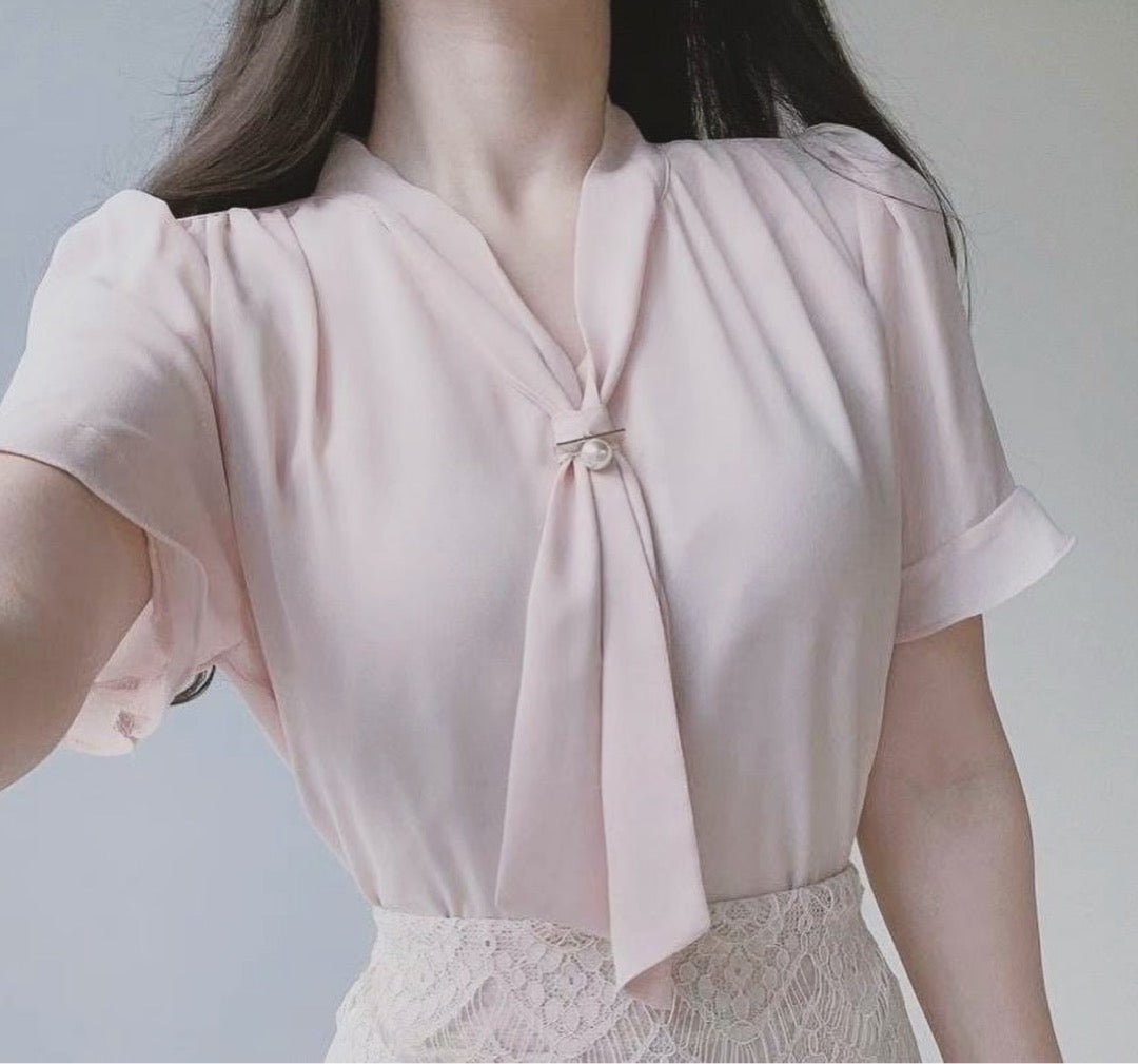 24YR1535 Little Pearl Blouse