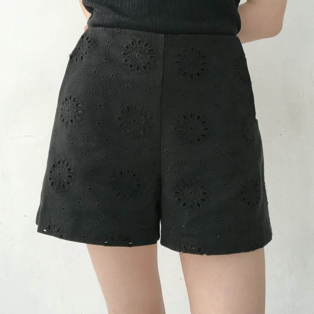 26YR0506 Short Pants